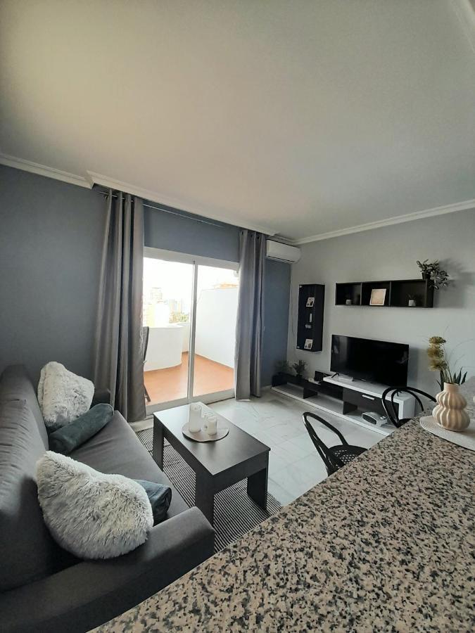 Nice Apartment Near The Beach Фуэнхирола Экстерьер фото