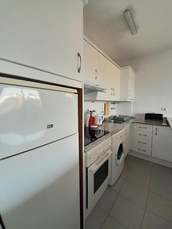 Nice Apartment Near The Beach Фуэнхирола Экстерьер фото