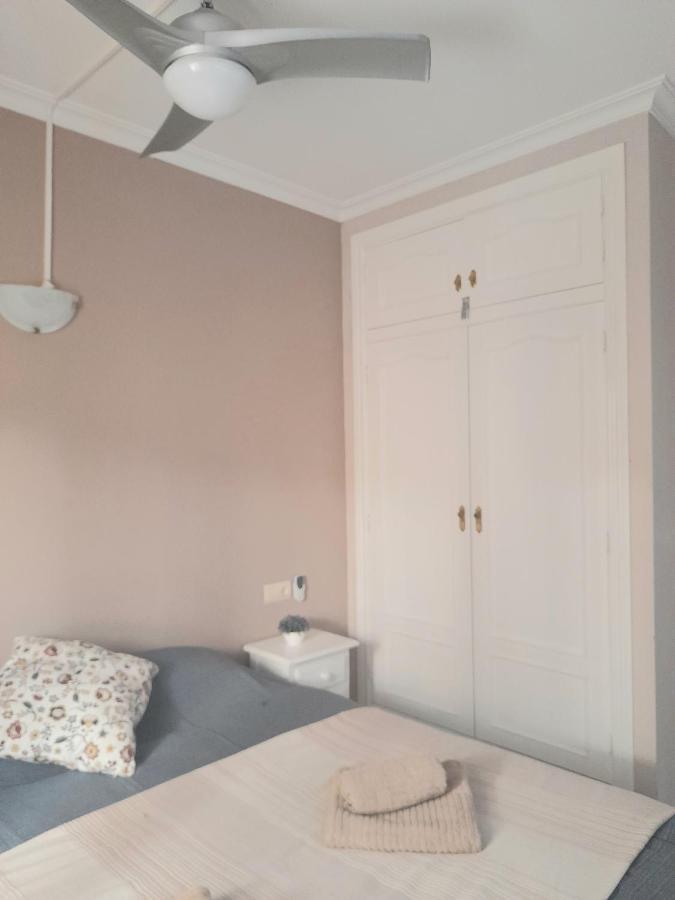 Nice Apartment Near The Beach Фуэнхирола Экстерьер фото