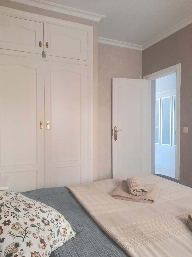 Nice Apartment Near The Beach Фуэнхирола Экстерьер фото